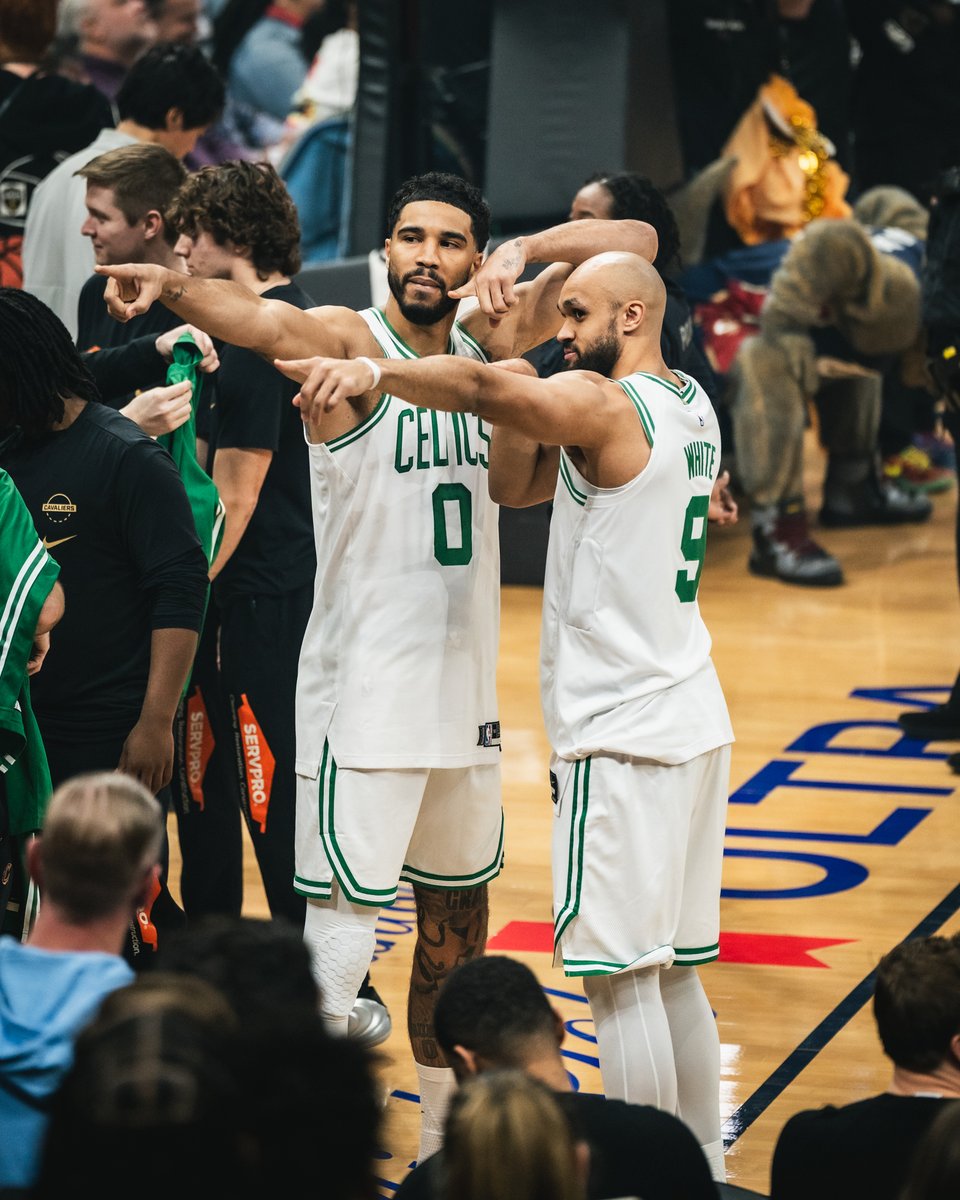 These two at it again 👉👉