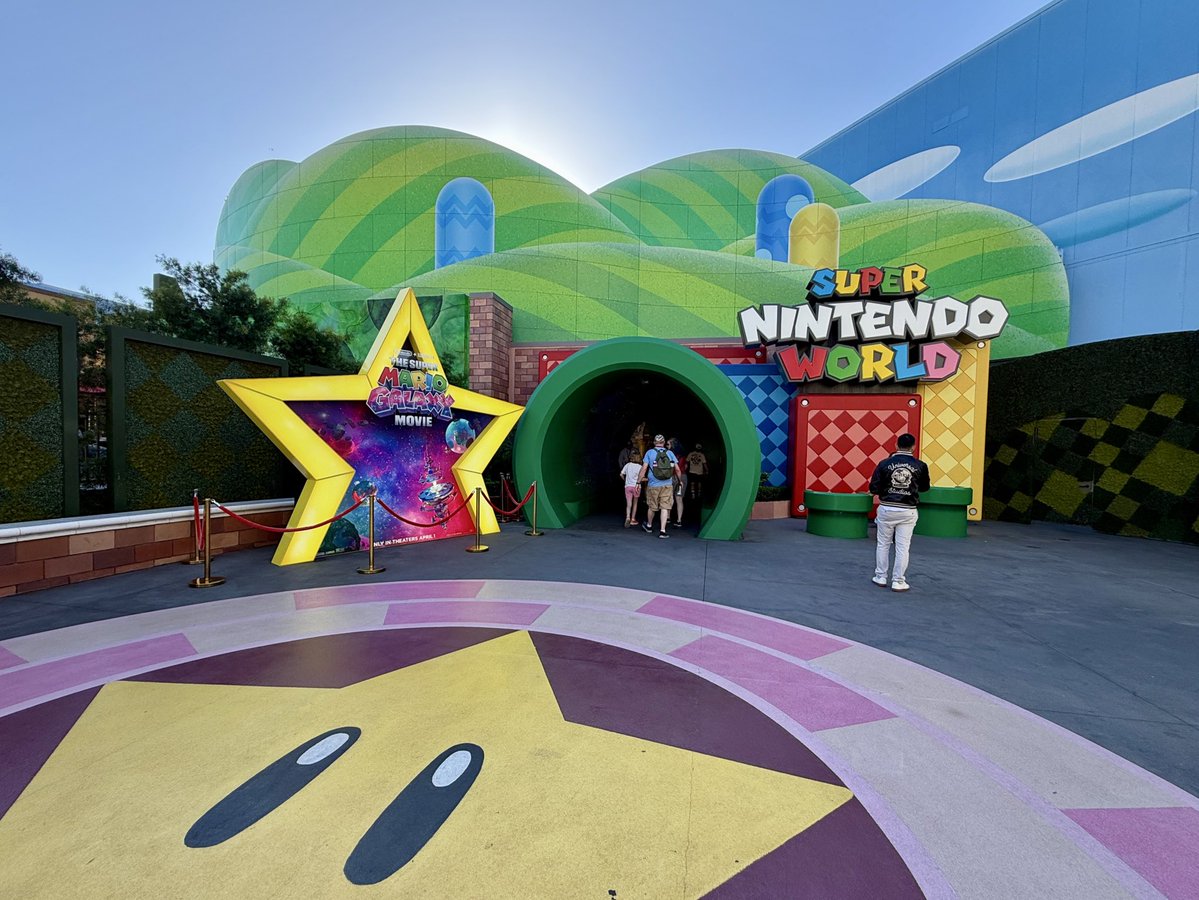 Attractions 360° tweet media