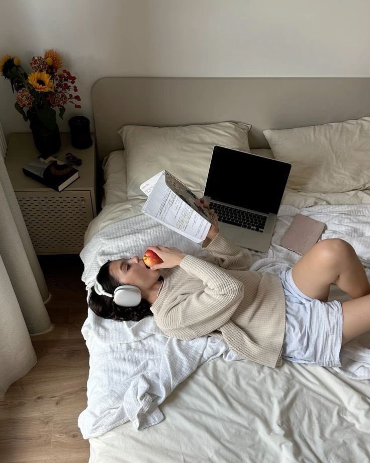 B ☆ ♡ tweet media