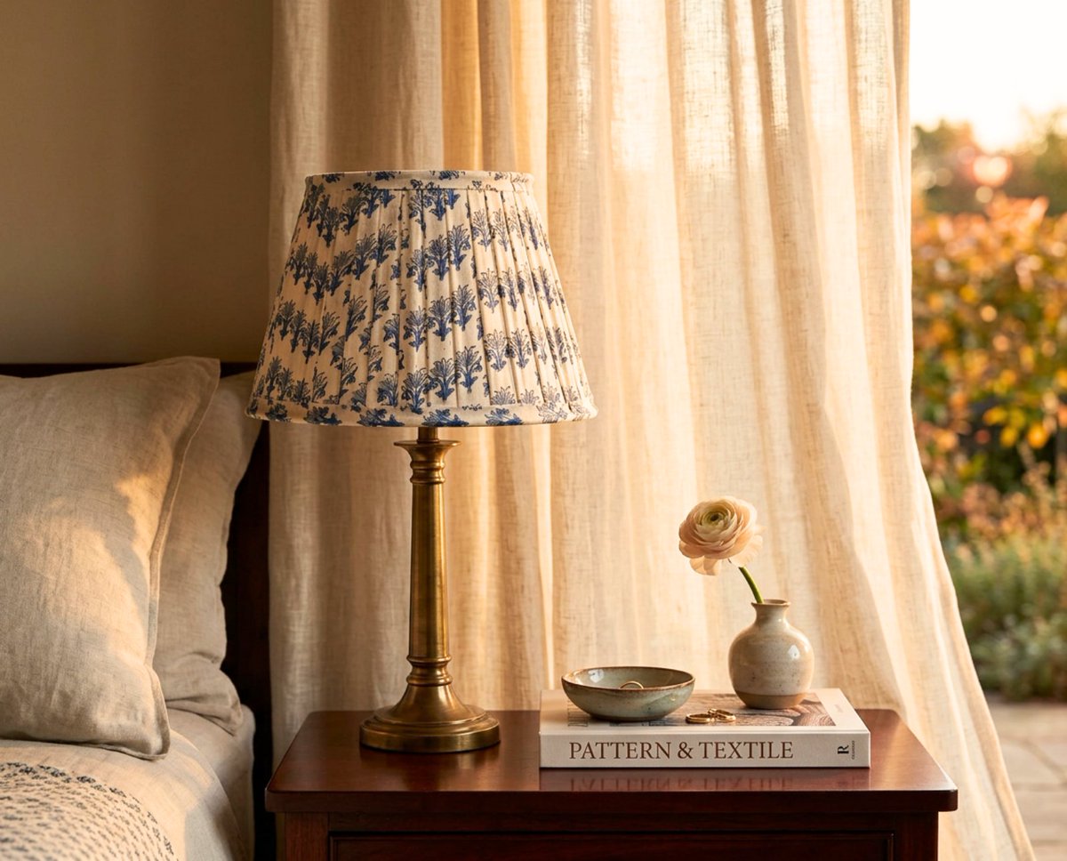 TerraWeaveHome's tweet image. One textile.
Four interpretations.

A block-printed fabric shaped through different pleats and forms.

Light changes.
The character of a room follows.

Handmade in small batches.

#lampshade #blockprint #blockprintedtextiles #handmadehome #interiorstyling #interiorlovers