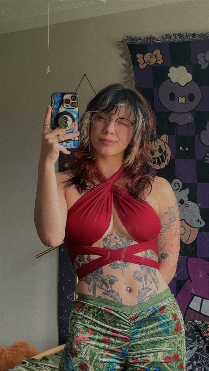 plz.callme.tovi✨💫 tweet media