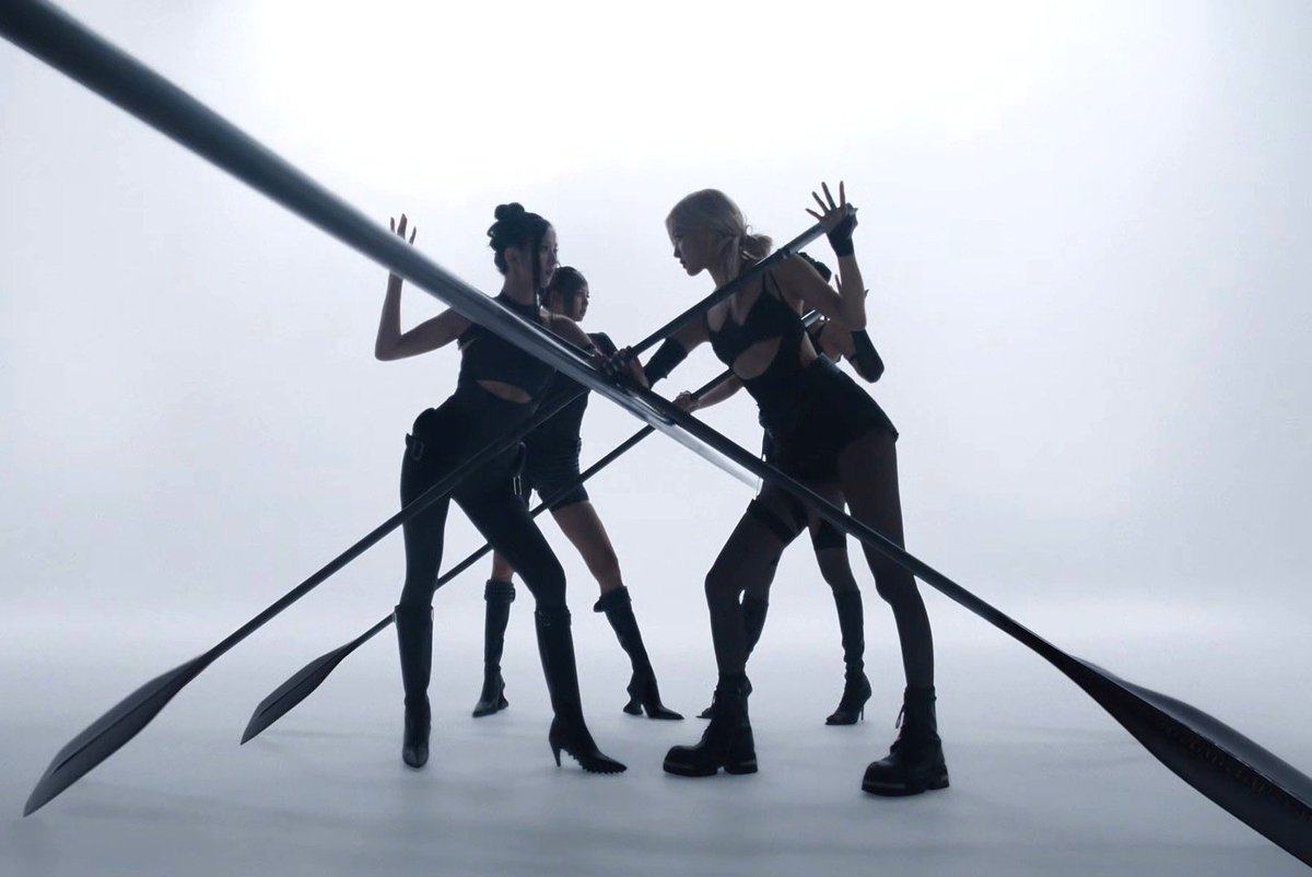 BLACKPINK Charts ⏳ tweet media