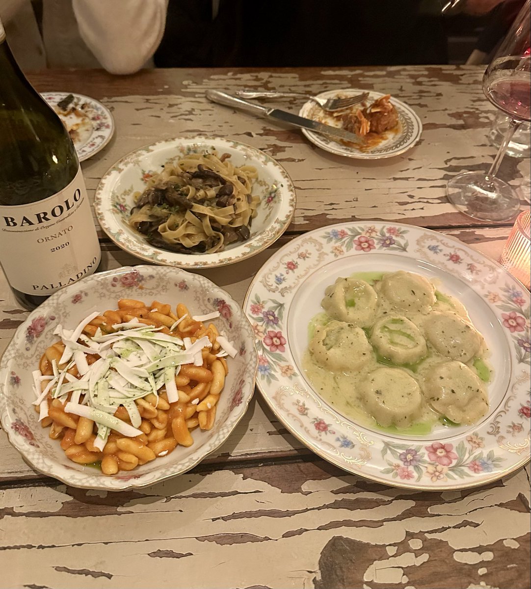 little_r0bot's tweet image. twitter photo enhancement filter 
📍sullaluna