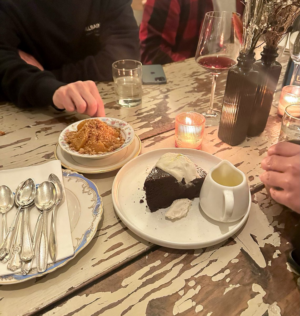 little_r0bot's tweet image. twitter photo enhancement filter 
📍sullaluna