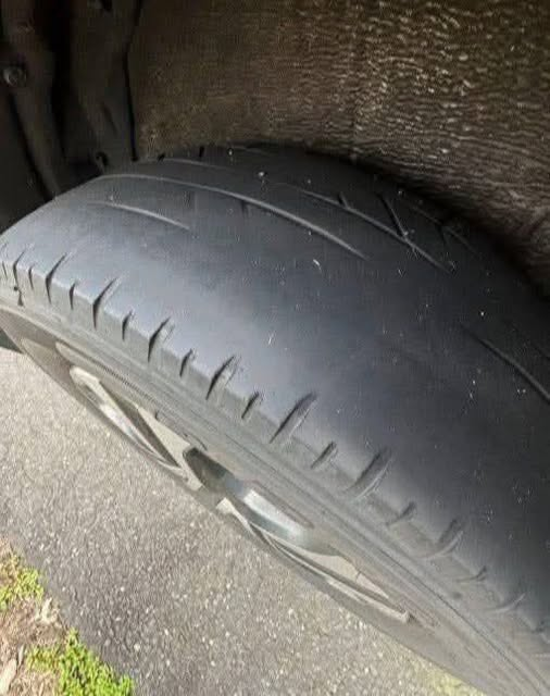 us_connie's tweet photo. How would you describe this tire 🤔 🛞 https://t.co/sdyFVbMw5p