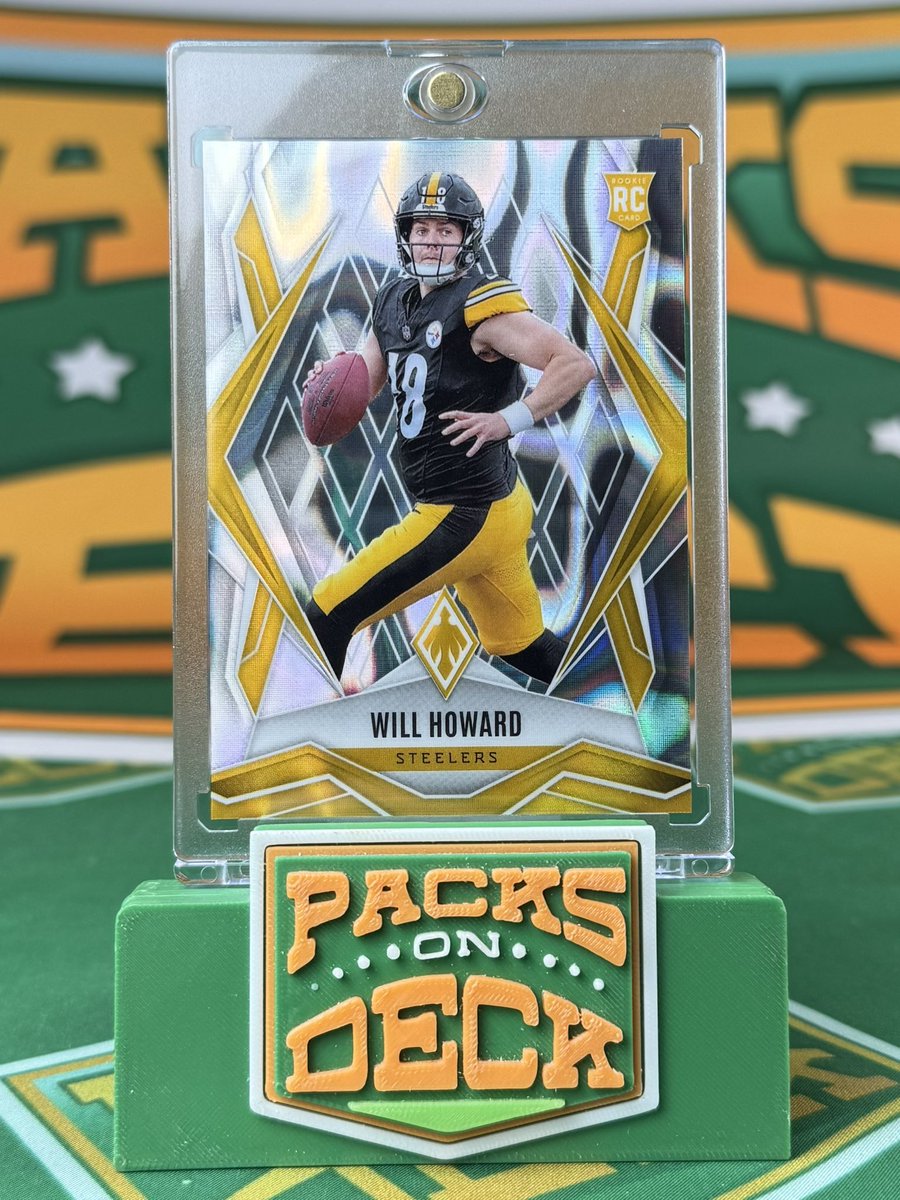 PacksOnDeck's tweet photo. 🚨GIVEAWAY🚨

Will Howard Rookie

👀 How to Enter 👀

✅ Like/Retweet

✅ Must be following here &amp; @TBev13 

✅ Tag friends in the comments  

Giveaway ends on 3/13/2026 https://t.co/KobP5pkFFT
