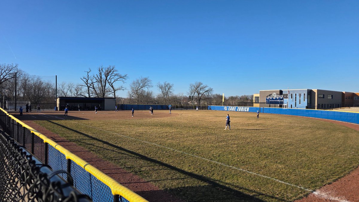 LZHS Softball tweet media