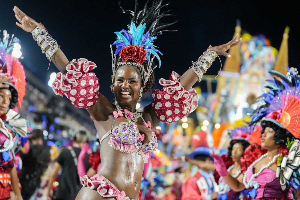 Unidos de Vila Isabel tweet media