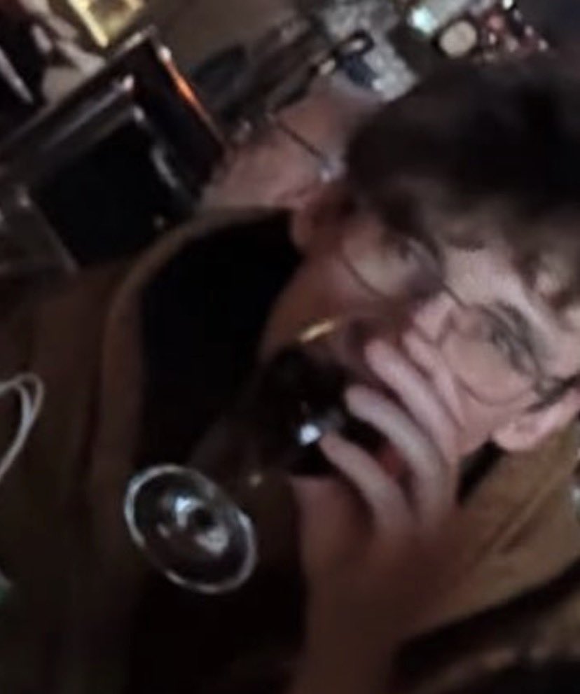 CRINGELORDBUR tweet media