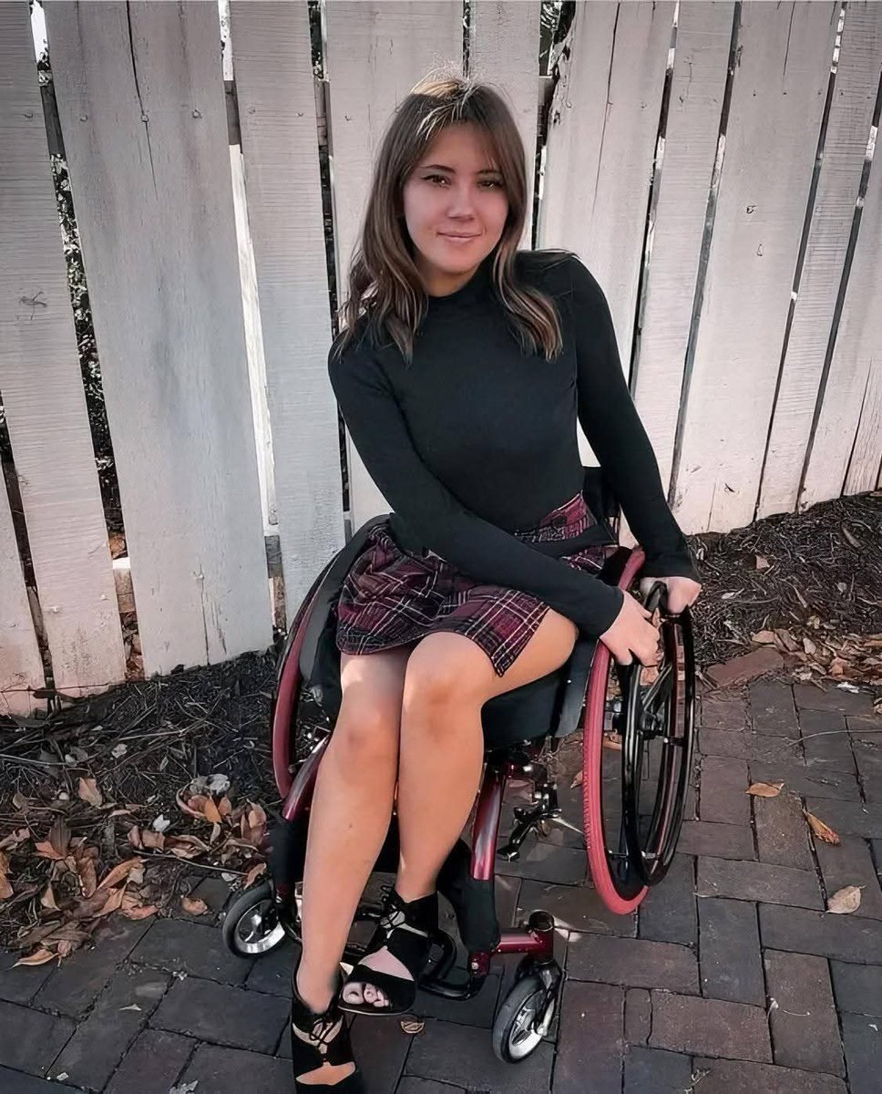 Isabella tweet media