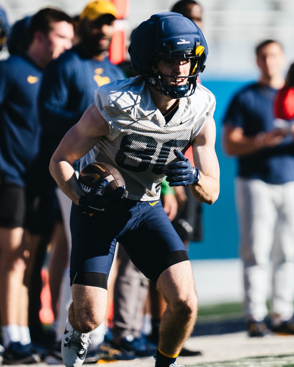 West Virginia Football tweet media