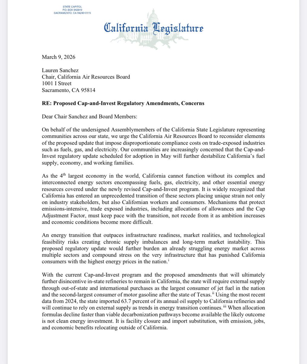 Eytan Wallace tweet media