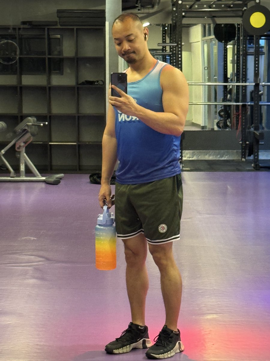 CharlesAames tweet media