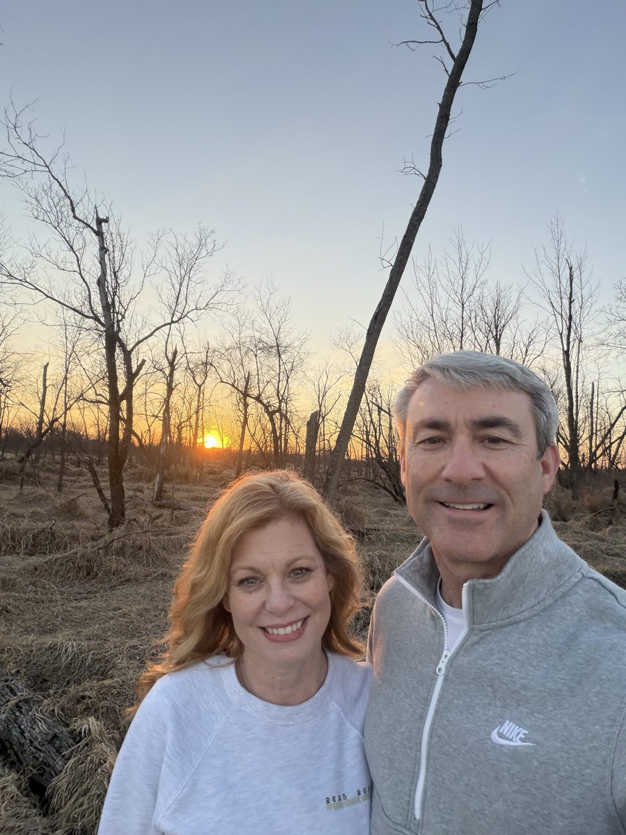 Sen. Rob Hutton tweet media