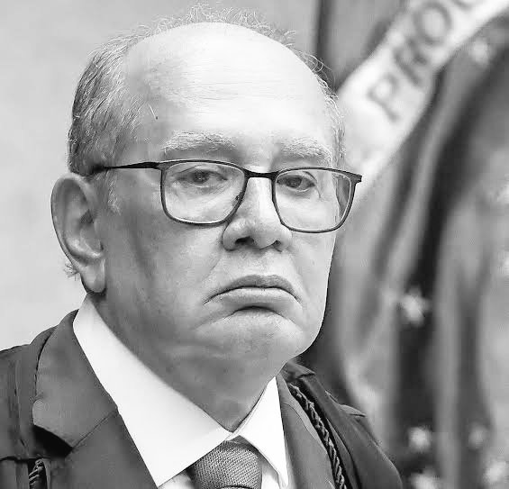 🇧🇷 | Judge Gilmar Mendes is the head of the mafia. Keep a close eye on this old man. He should be arrested before everyone else!