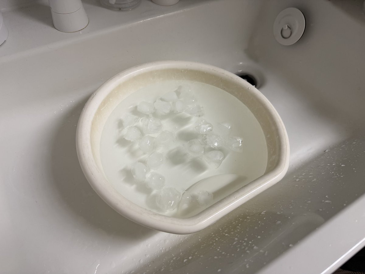 DJよっしー tweet media