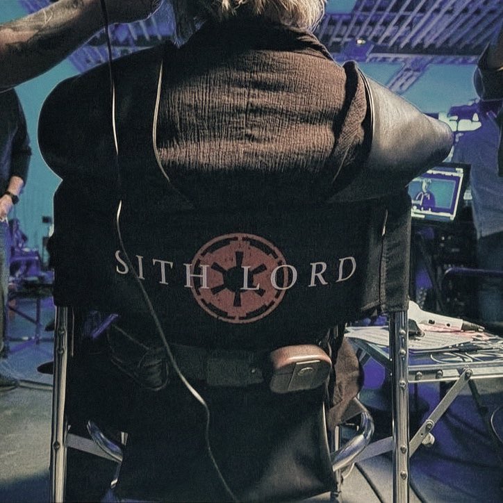 cntariogothic's tweet photo. the sith lord throne does it for me every single time https://t.co/KtS84JSpeT