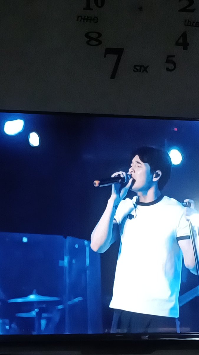 Li-en-tis tweet media