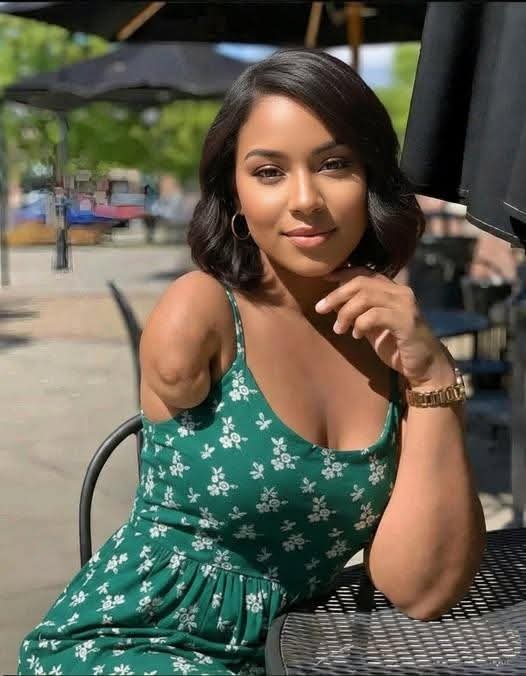 Elizabeth❣️ tweet media