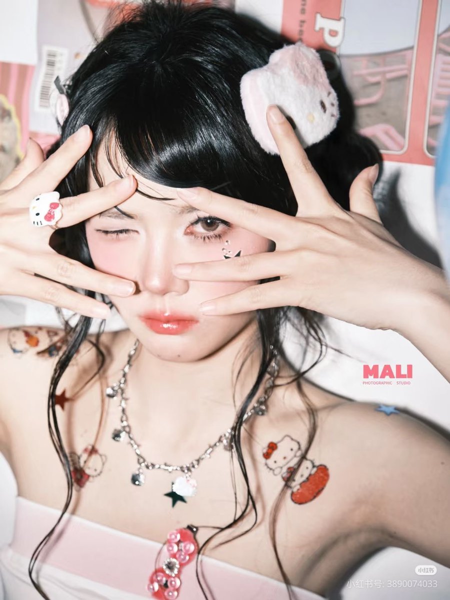 coco ★ tweet media