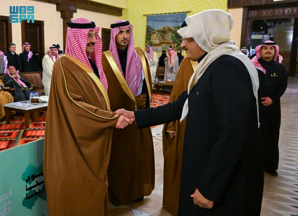 يوم السبت 18 رمضان 3مبادرات 
جود الإسكان تراحم نادي ابها 
وبحضور أميرنا تركي بن طلال القريب من جميع فئات المجتمع في الصاله الملكيه مليئه من أهالي المنطقه يتسابقون لعمل الخير وبحُب للأمير تركي 
زاد الخير إلى بناء بيت مواطنه ودعم اجاويد ودعم فرق ظهران الجنوب وبناء جامع  ترفع الراس