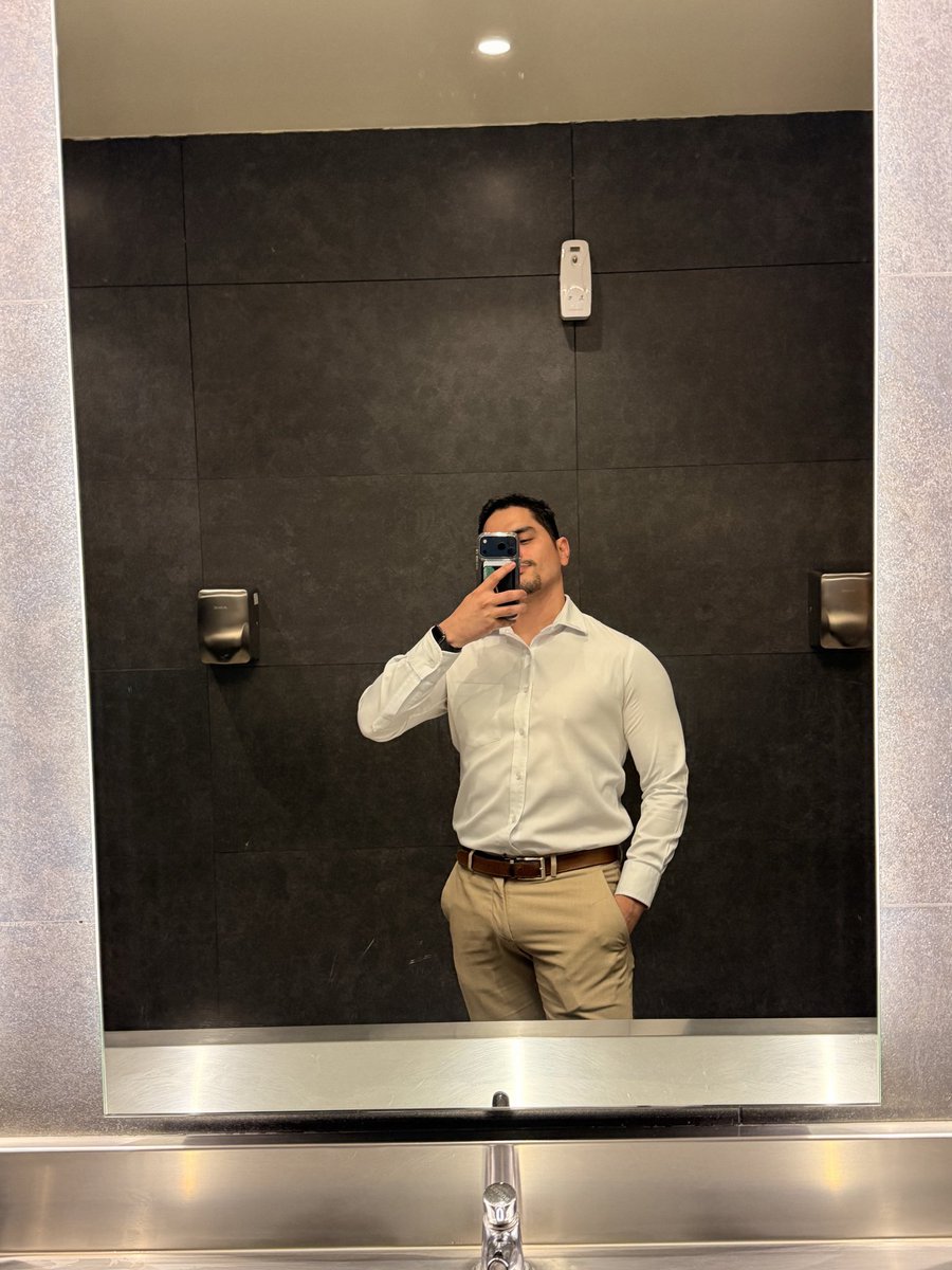 Daniel Velasco tweet media