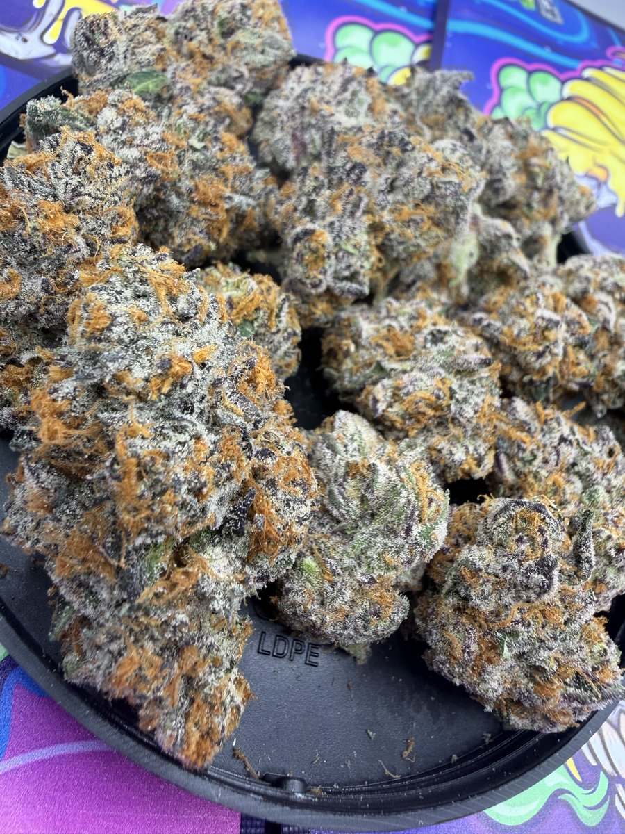 ThePlayerzNugz's tweet photo. Haribo x Lobster Butter 🧸🦞 https://t.co/gmf5LdVRsM