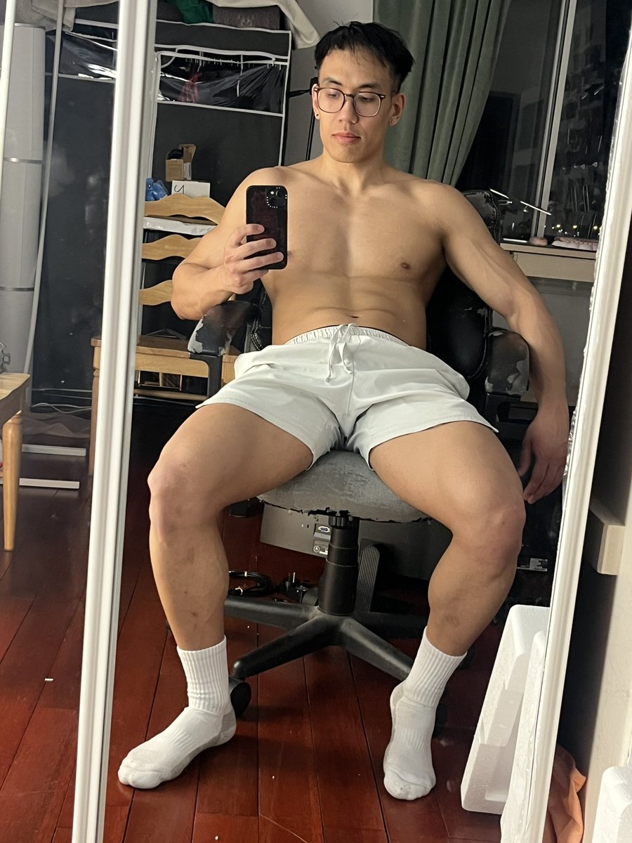 itssammyle's tweet photo. post gym dump https://t.co/Hgs1F6cy88