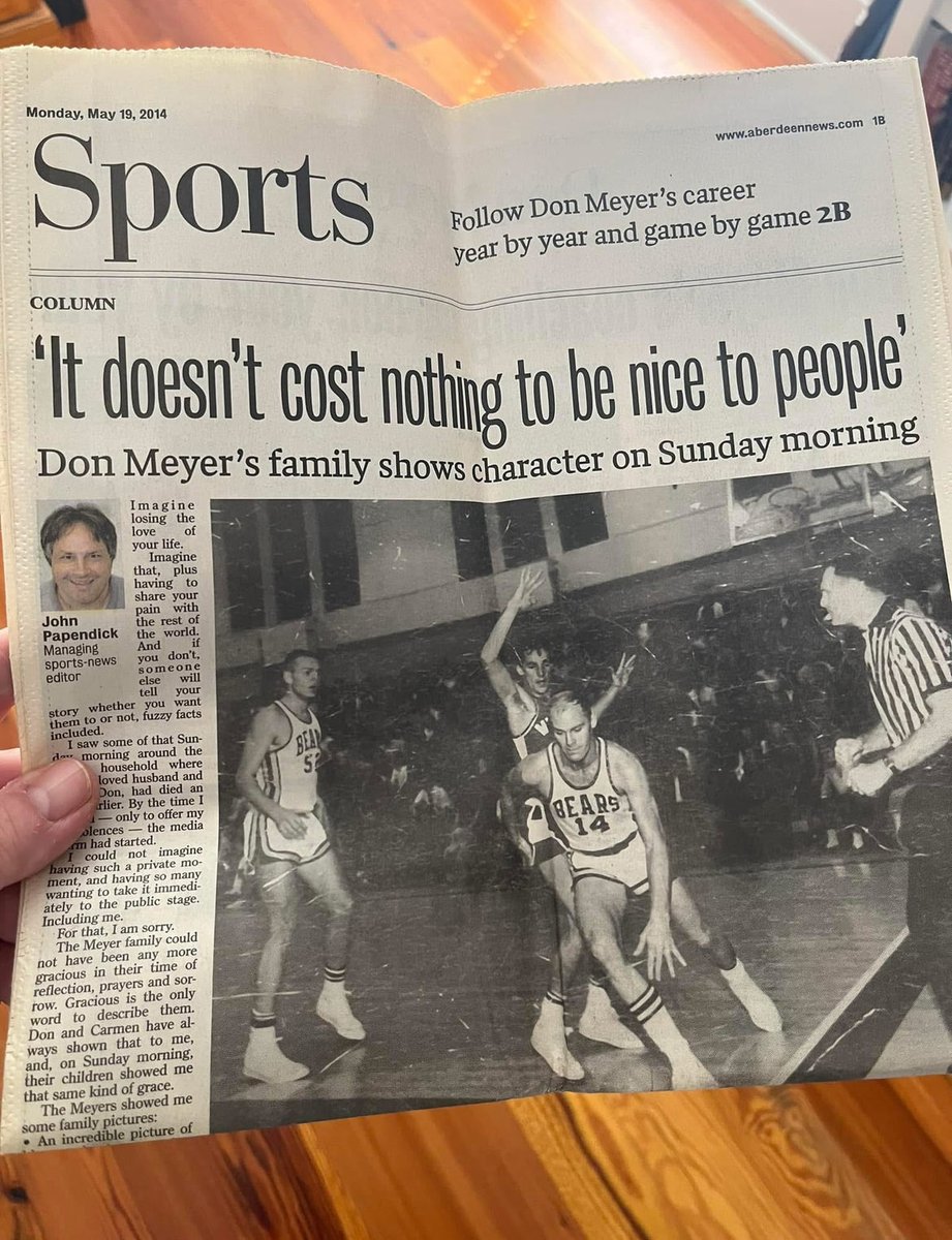 “It doesn’t cost anything to be nice to people.”
<a href="/CoachDonMeyer/">Don Meyer</a> 
#MeyerMonday