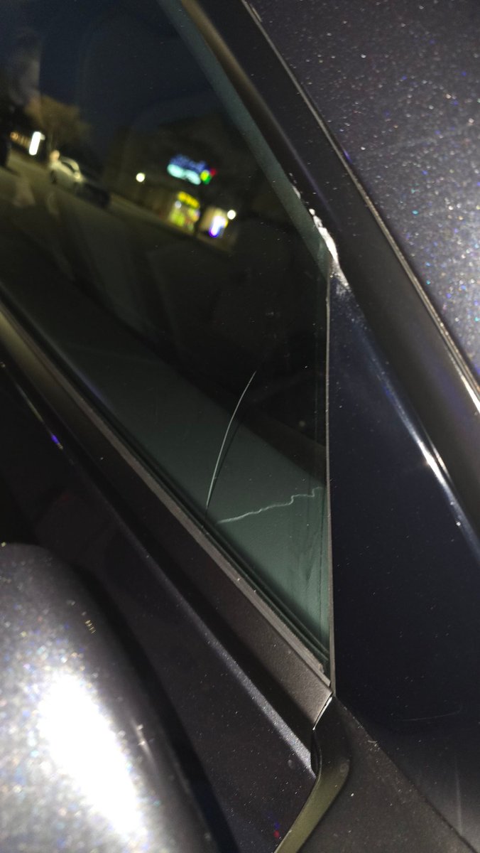 EmrysSelene tweet media