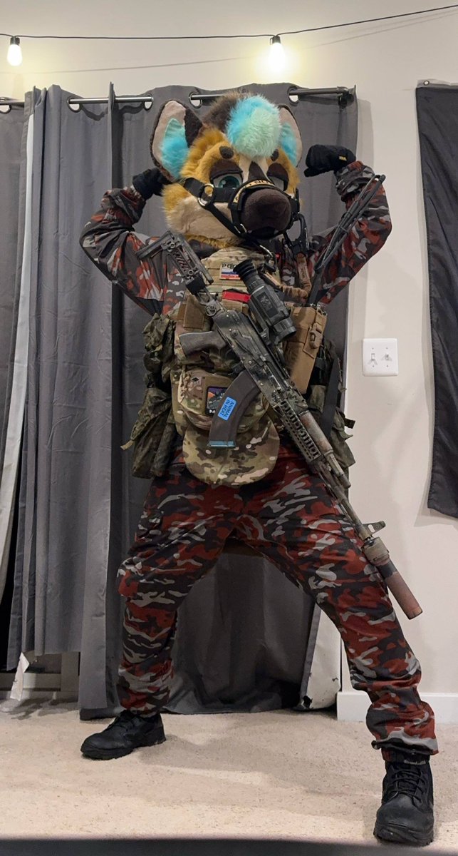 Сабер yeen :3 tweet media