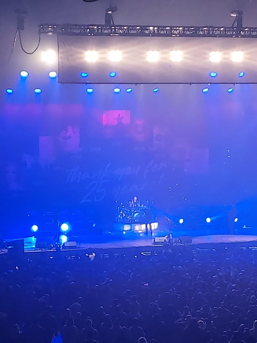 ccavanaugh8's tweet photo. Pt. 14 What an epic night! 🔥 Got to see Godsmack and Extreme live on Tuesday, 10/24/23. Nothing beats being in the crowd feeling that energy. Rock on! 🤘#Godsmack #ExtremeBand #ConcertLife #RockOn https://t.co/xPt71u5A5e