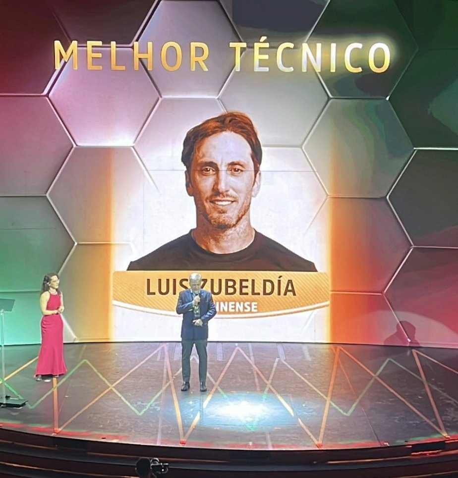 Central do Flu🇭🇺 tweet media