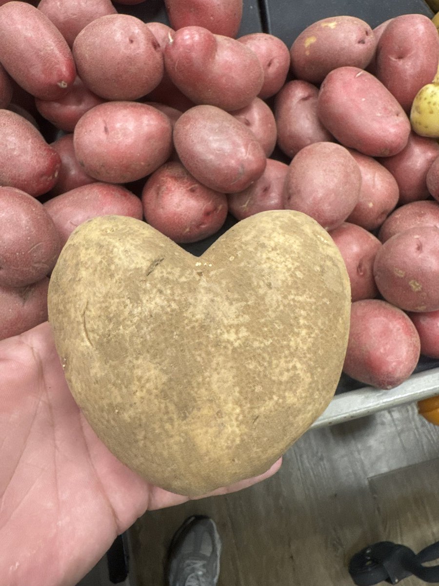 chrono_crypto's tweet photo. Potate heart #instacart https://t.co/hNdBFbmODl