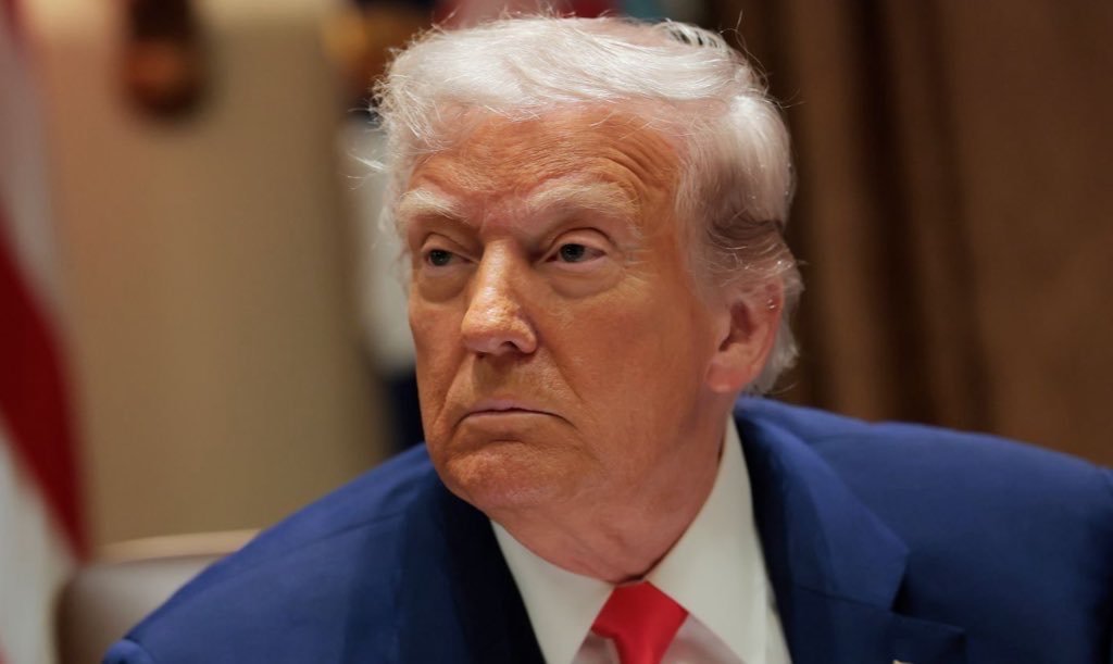 x7meer's tweet photo. JUST IN: 🇺🇸🇮🇷 President Trump says Iran told the United States it wants to continue nuclear development. https://t.co/95CugaJPBu