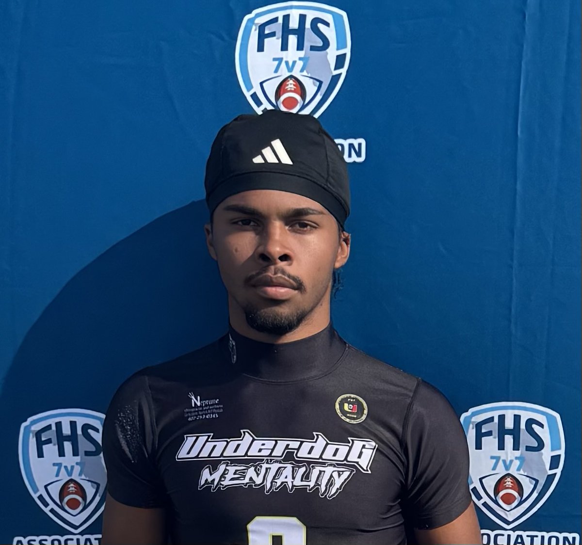 FHS7v7A College Link tweet media