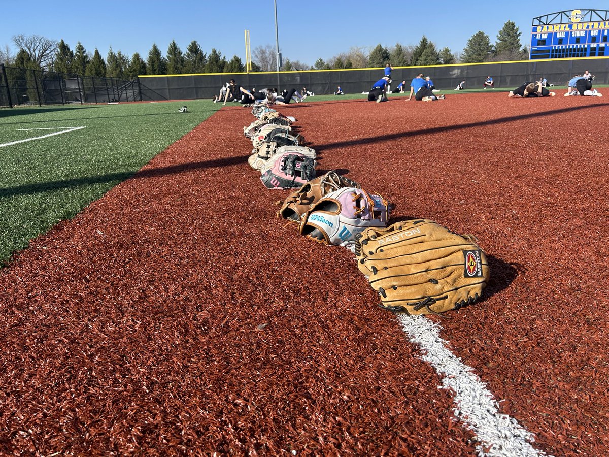 Carmel HS Softball tweet media