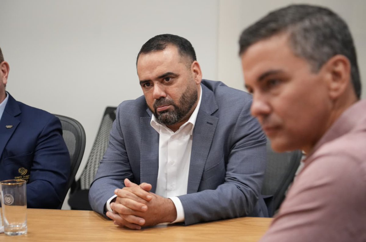 Hoy recibí la cordial visita de Sabatino Aracu, presidente de World Skate, en el marco de la visita oficial de la federación de World Skate y el lanzamiento oficial del World Skate Games ASU26.

Que Paraguay sea sede de esta gran competencia mundial nos llena de entusiasmo y