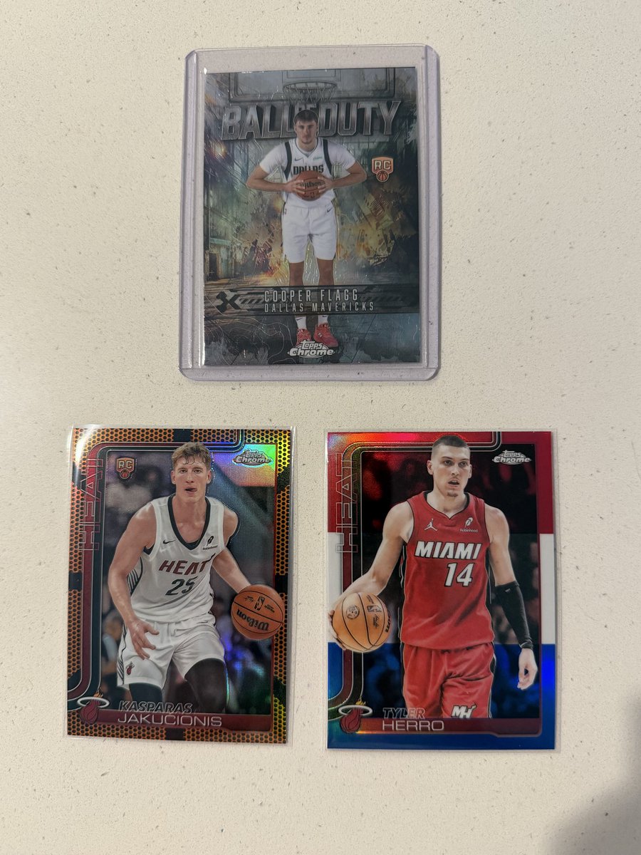 Landon’s Card Vault tweet media
