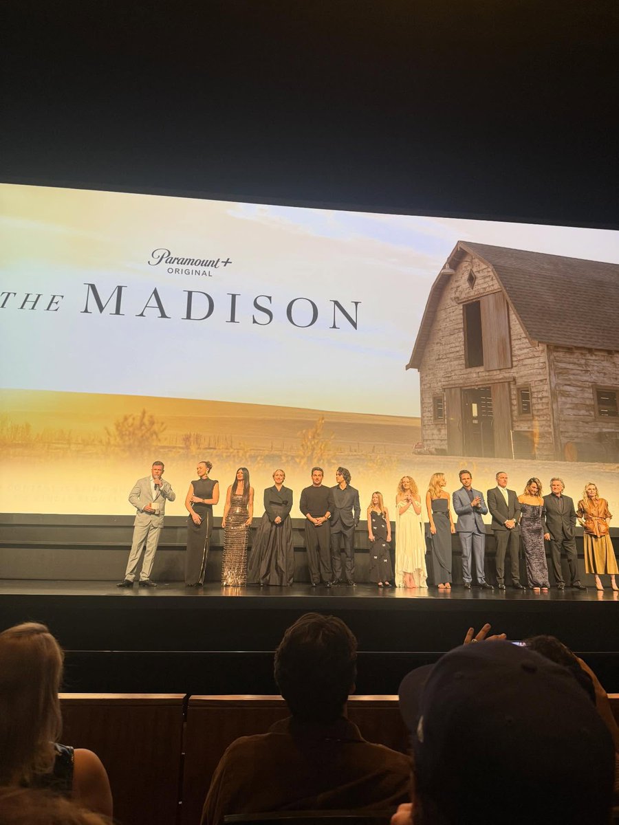 Kelsea Ballerini tweet media