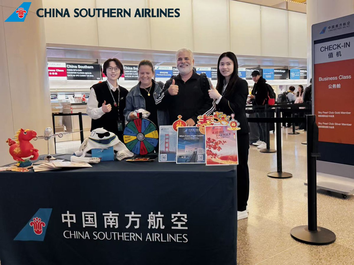 CSAIRGlobal's tweet photo. On March 3, China Southern Airlines hosted a Lantern Festival cultural event at San Francisco International Airport, bringing traditional Chinese festival culture to travelers.
#KapokinFullBloom #CSAirimpression #FlytoBetterFuture https://t.co/RARD4pBJ9S