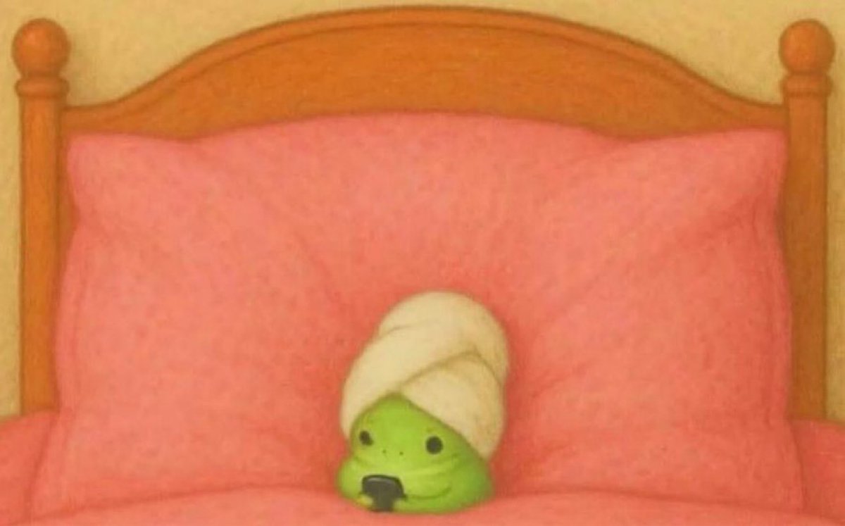 Guarromantico_'s tweet photo. “Voy a ser súper productivo cuando llegue a casa.”

Yo cuando llego a casa: https://t.co/MGBR8RUrJK