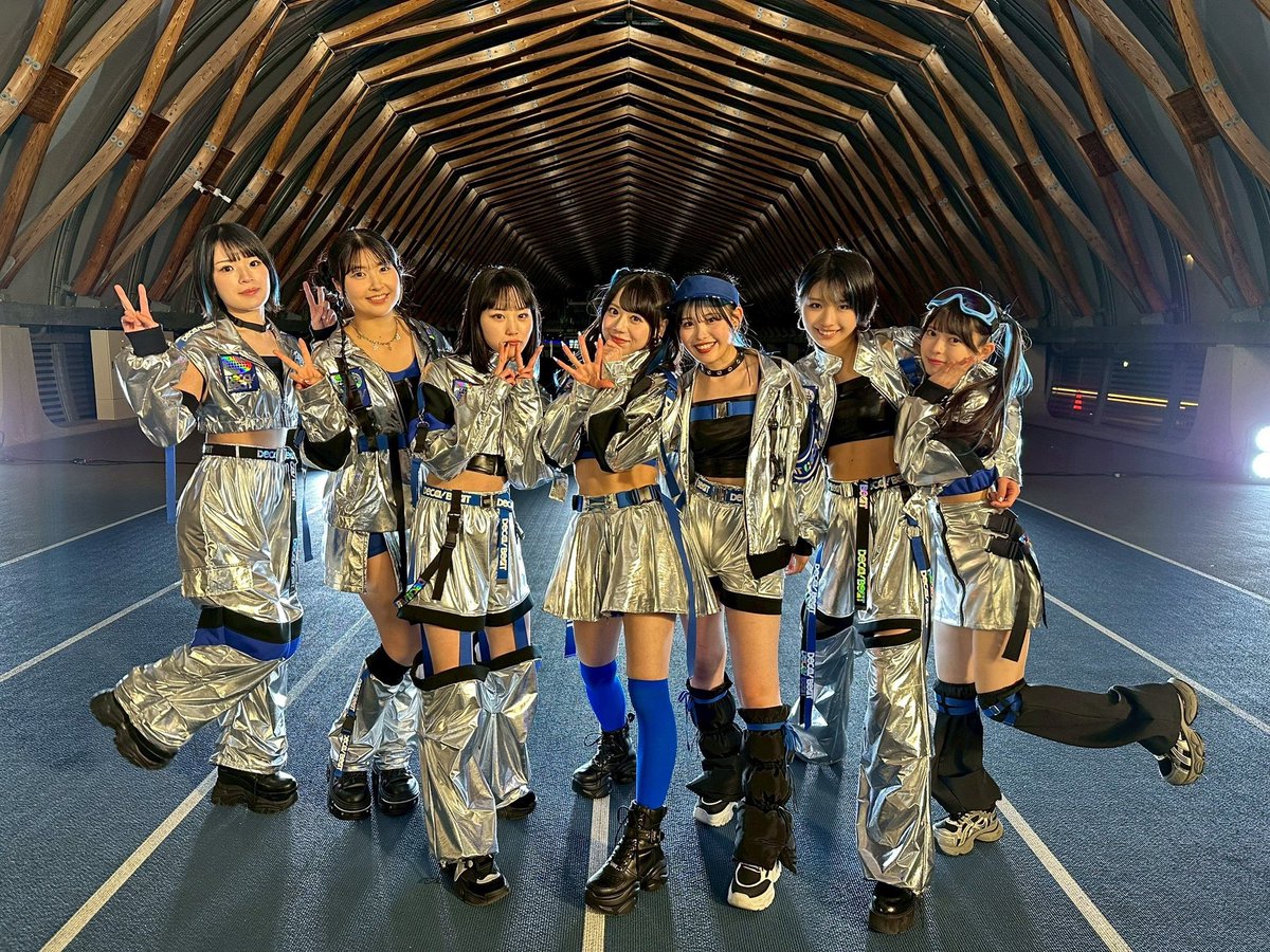 BEYOOOOONDS_'s tweet photo. 【📣本日MV解禁&楽曲配信📣】
Earth hacks × ハロー！プロジェクト　特別ユニット
🌍️DECA!BEAT🌍️『ワッチャ☆フューチャー』

▼MV🎥　※3/10（火）10:00解禁！
https://t.co/e7T10GbSUK

▼楽曲配信🎧️　※3/11（水）0:00〜配信スタート！
https://t.co/iGVjSKRqiq

Lyrics：西野蒟蒻 
Compose：星部ショウ 
Arrange：炭竃智弘 
Choreography：SACO MAKITA 
MV Director：吉川エリ 

Supported by Earth hacks

#Earthhacks #デカビート #ハロプロ #Helloproject #ocha_norma #BEYOOOOONDS #juicejuice #つばきファクトリー #アンジュルム #モーニング娘26 #ロージークロニクル
