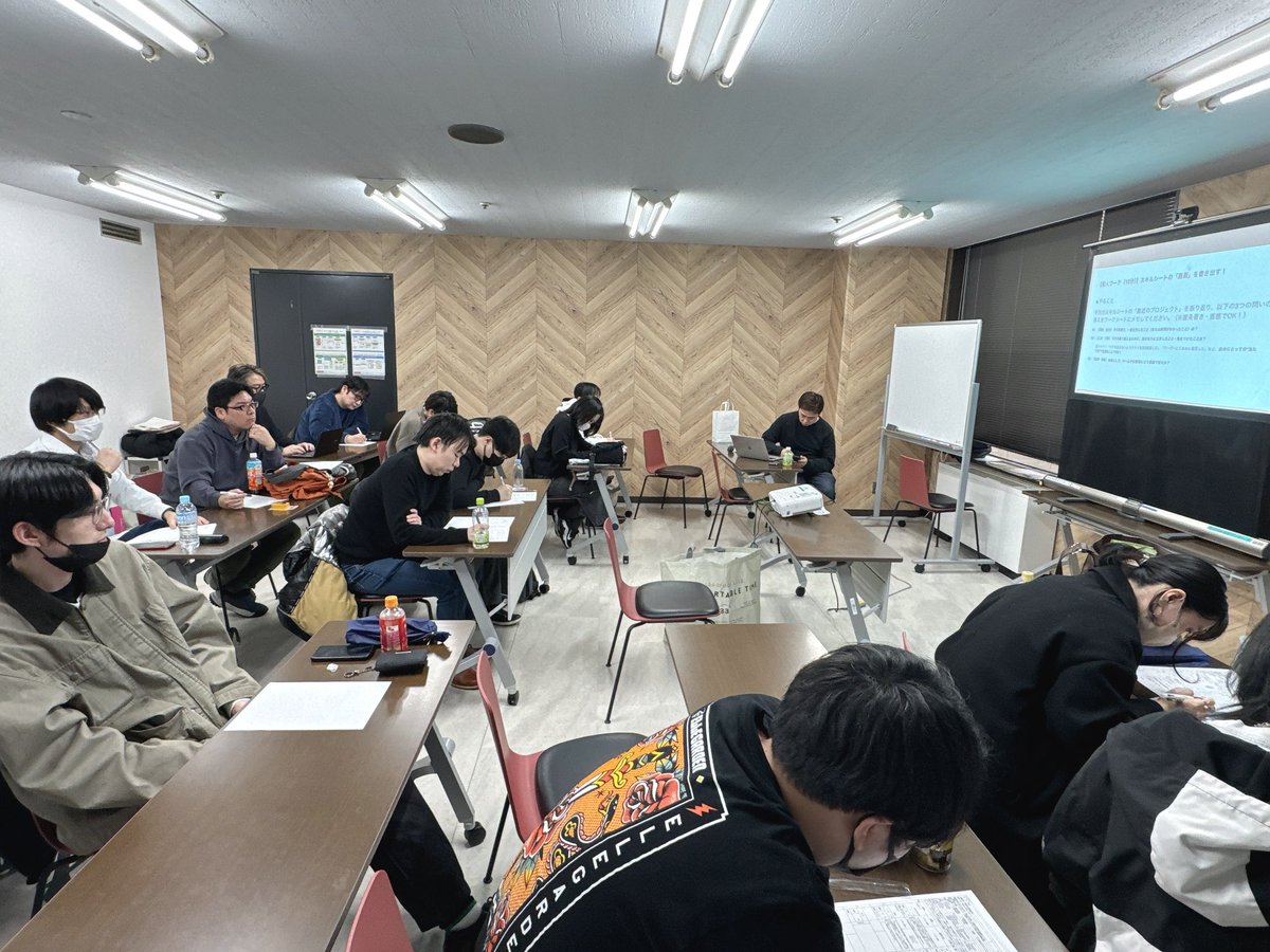 ContrailSys's tweet photo. 先日は全社員が集まる全体会DAYでした！

📣社長より今後の方向性
🏢福利厚生のアップデート
✍️スキルシートの書き方ワーク
🎲ボードゲームでレクリエーション
🍺懇親会＆ビンゴ大会

学びも笑いもある、充実の一日でした！

#社内イベント
#企業公式
#会社の日常 https://t.co/fwv3RIztPh