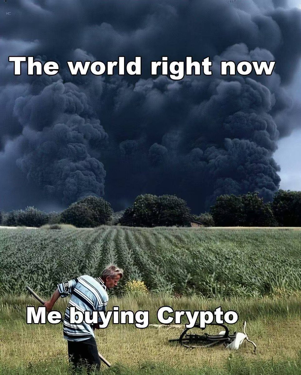 这是一次金融大融合的开端，大胆猜测一下 ICE 投资 OKX 的后续。

◦ OKX 选择在上市纽交所挂牌上市，股票代码 $OKX

◦ 在 ICE 的帮助下，OKX 会获得更多国家 / 区域的证劵牌照，用户可以在 OKX 买到美股。我指的不是「代币化股票」，而是真正的美股，OKX 前端直接接入 ICE 的结算系统。

◦ ICE 通过