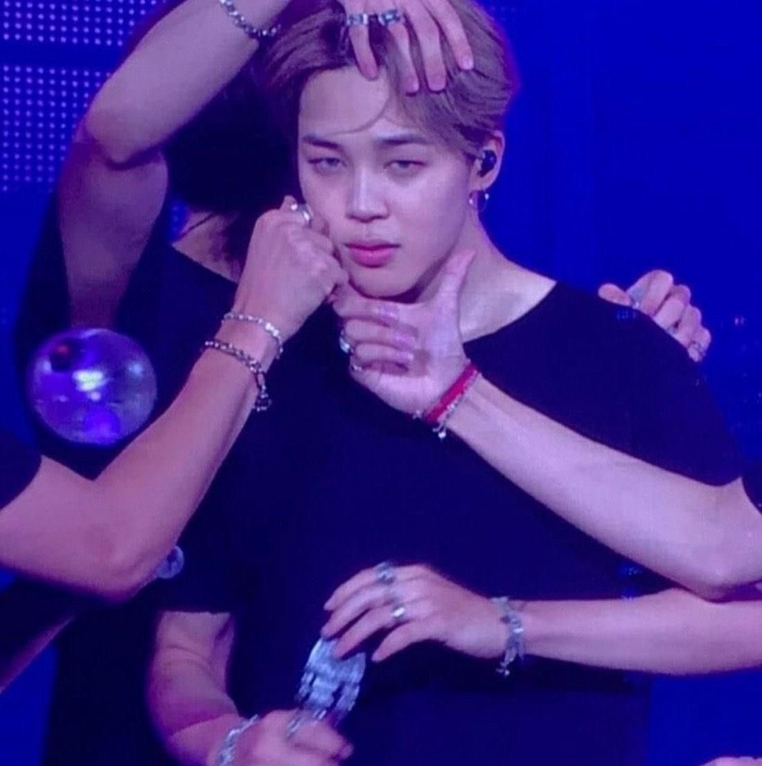 sassy⁷ ★ SEEING BTS ★ tweet media