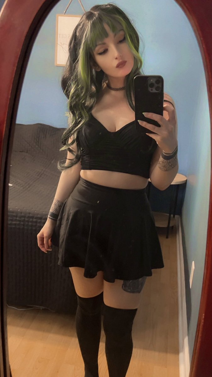 d.i.x.i.e 🦋 tweet media