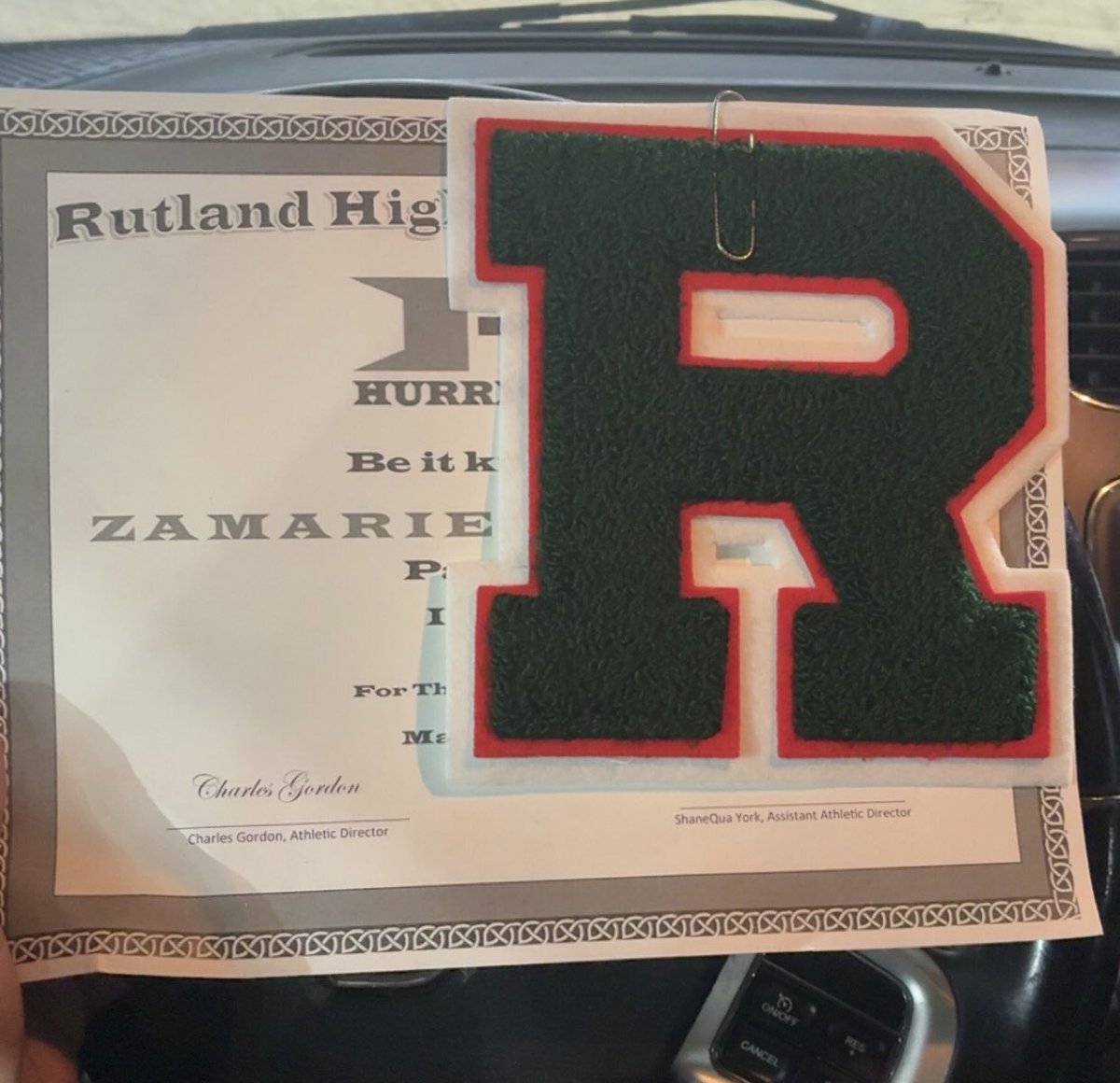 Zamarien Johnson tweet media