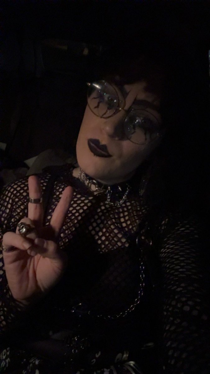 Daemonssource's tweet photo. Just gonna keep posting more of my pics when I go out because 😫😌🫀 https://t.co/GWKwLe7UMH