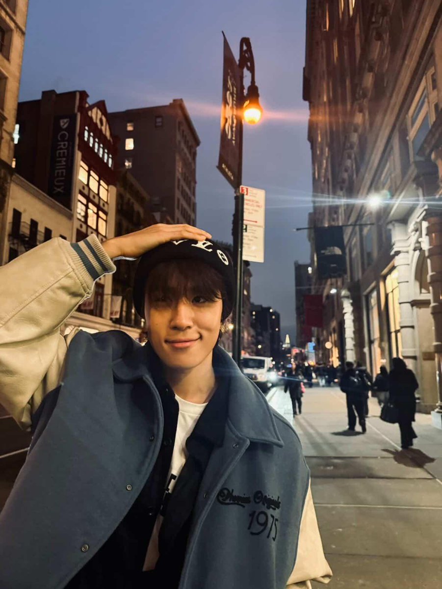 ɴᴜᴛ🥜 tweet media